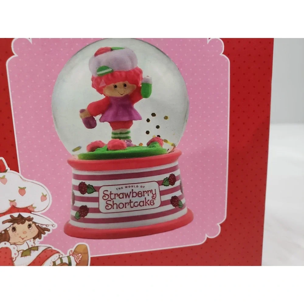 NEW OPEN BOX Strawberry Shortcake Raspberry Tart Mini Snow‎ Globe